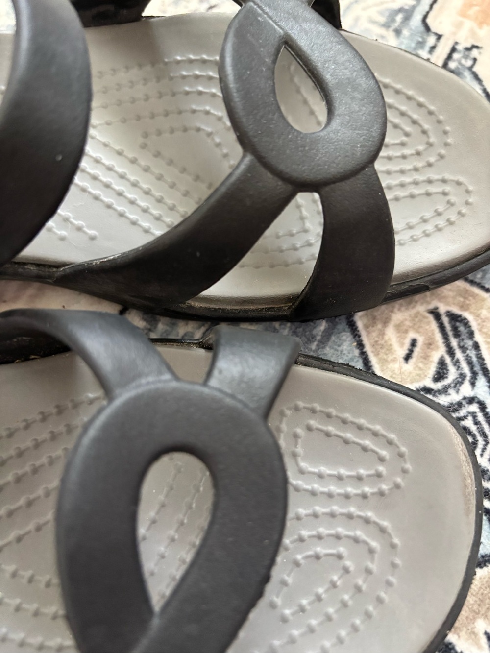 Crocs Women’s Black Sandal - Comfortable Strappy Slide / Size 8 - Picture 5 of 6